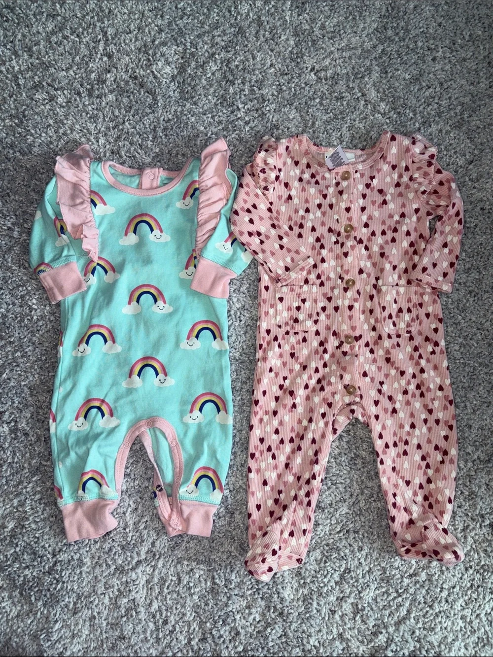 Baby girl 3-6 M sleepers - 2 Pack